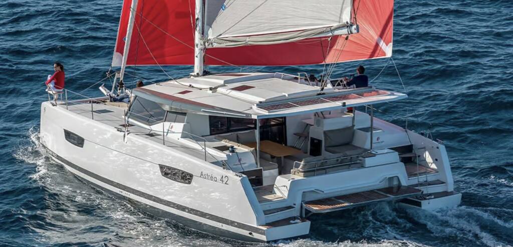 Fountaine Pajot Astrea 42 