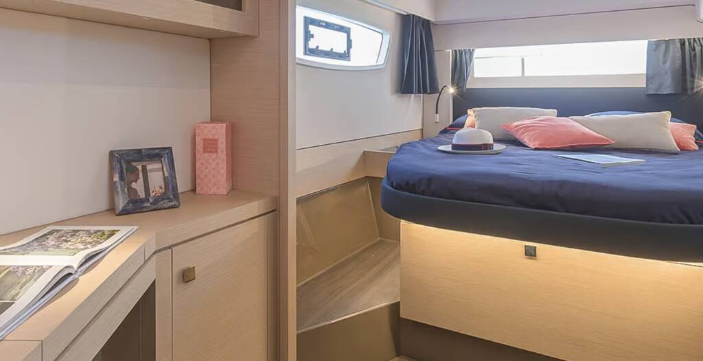 Fountaine Pajot Astrea 42 