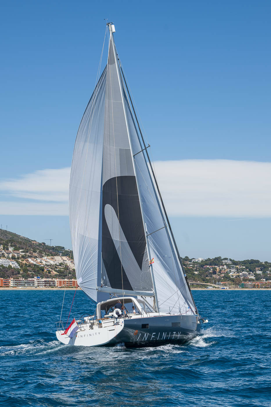 Oceanis 60 Infinity